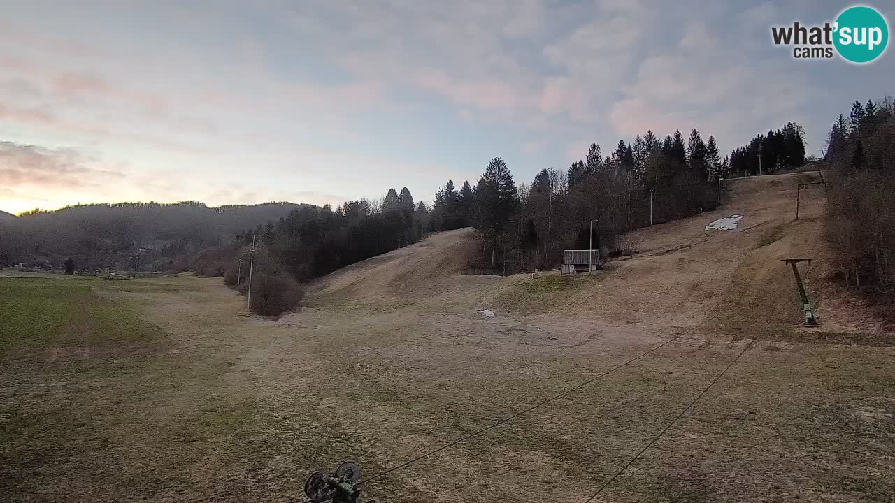 Web kamera Smučišče Senožeta – Skijalište u Srednjoj Vasi kod Bohinja