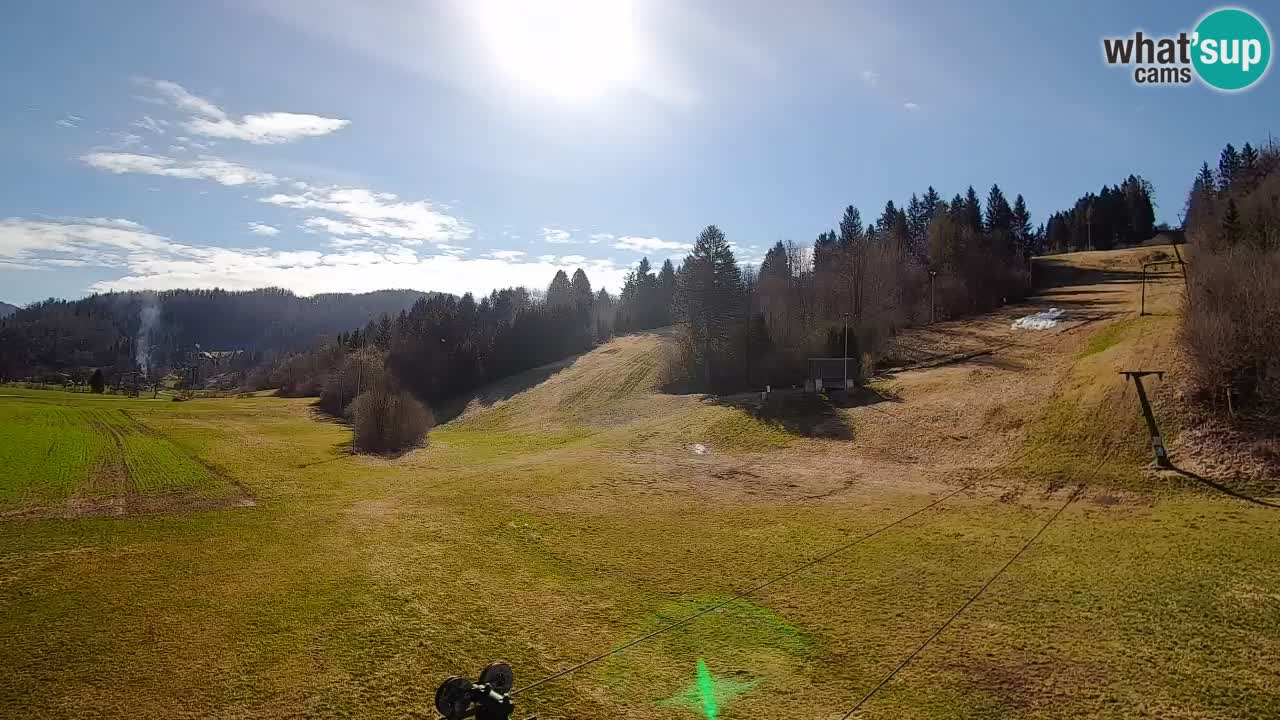 Spletna kamera Smučišče Senožeta – smučarsko središče v Srednji vasi pri Bohinju