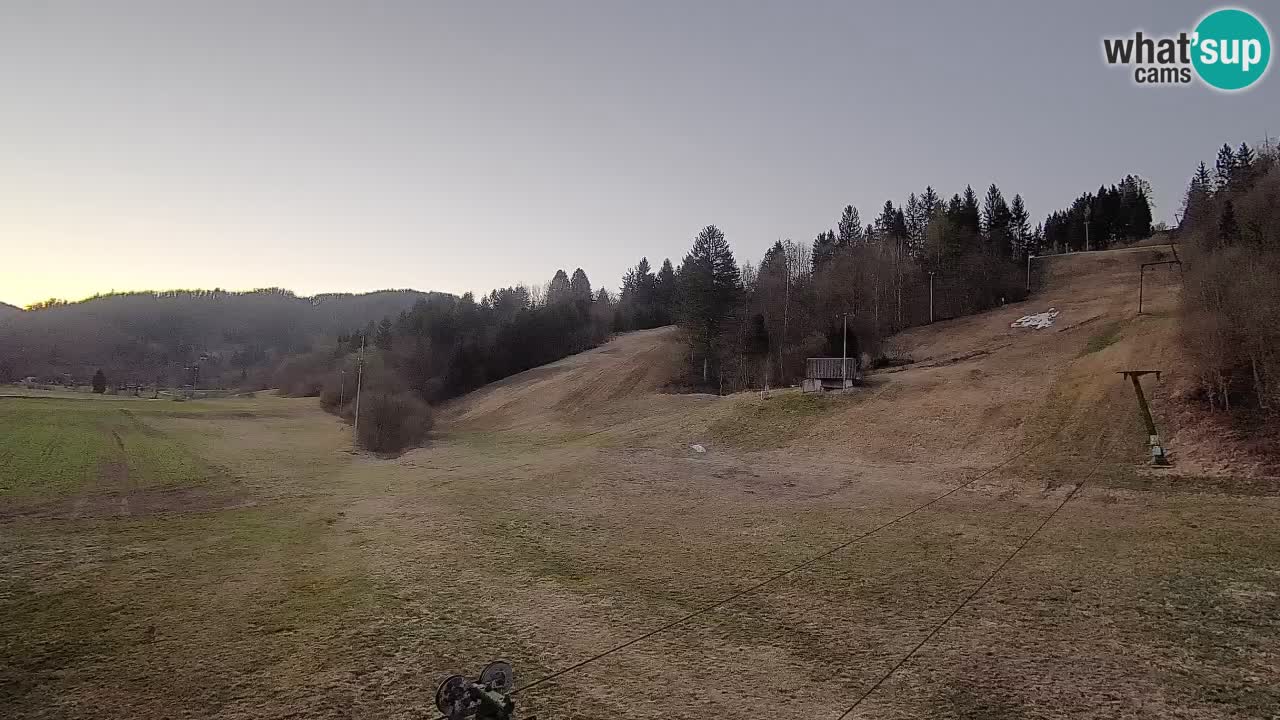 Webcam Smučišče Senožeta – Skigebiet in Srednja Vas bei Bohinj