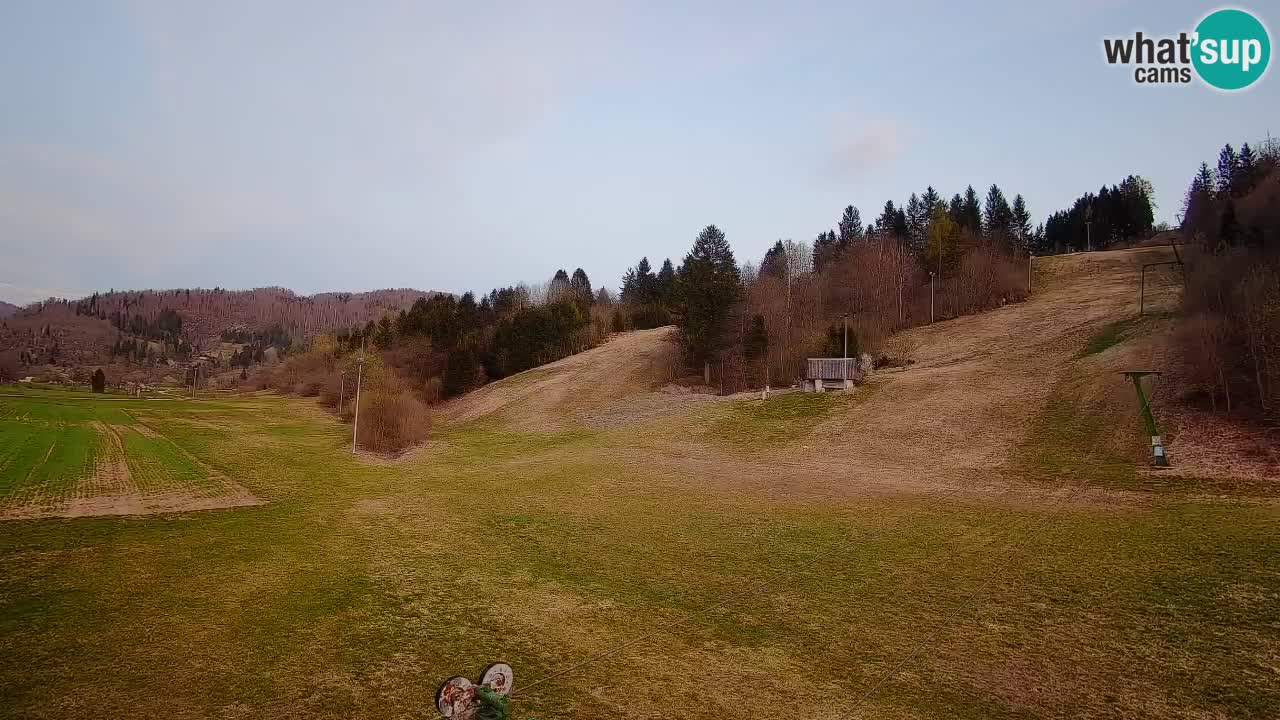 Web kamera Smučišče Senožeta – Skijalište u Srednjoj Vasi kod Bohinja