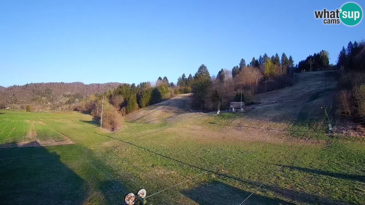 Web kamera Smučišče Senožeta – Skijalište u Srednjoj Vasi kod Bohinja