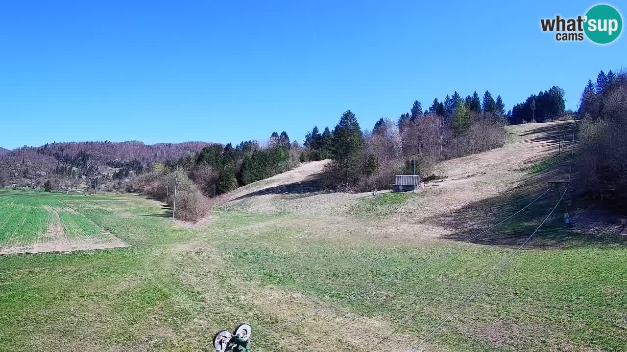 Spletna kamera Smučišče Senožeta – smučarsko središče v Srednji vasi pri Bohinju