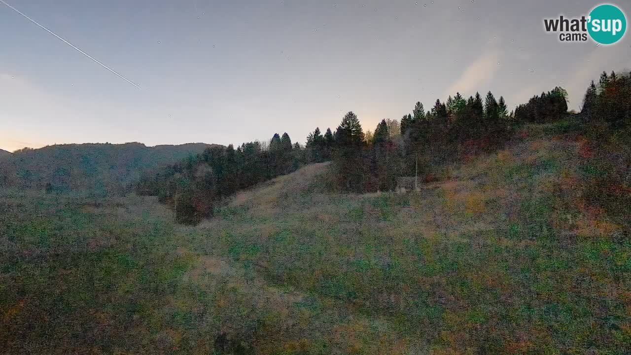 Spletna kamera Smučišče Senožeta – smučarsko središče v Srednji vasi pri Bohinju