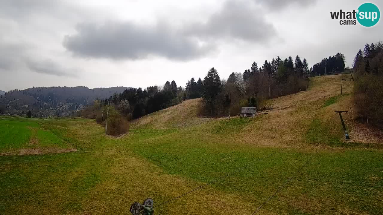 Spletna kamera Smučišče Senožeta – smučarsko središče v Srednji vasi pri Bohinju