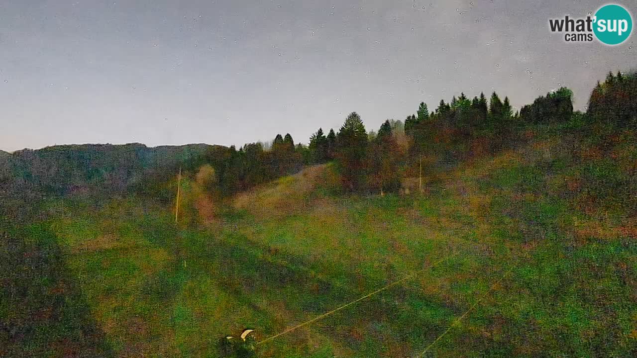 Spletna kamera Smučišče Senožeta – smučarsko središče v Srednji vasi pri Bohinju