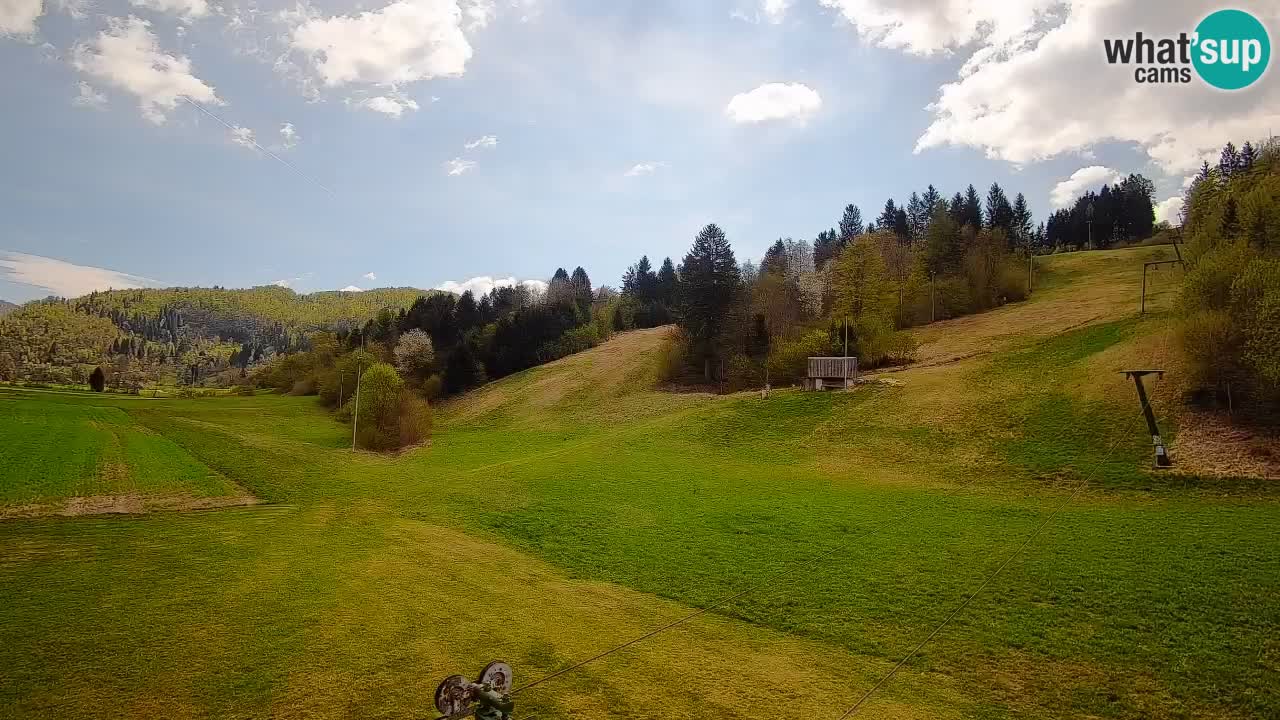 Spletna kamera Smučišče Senožeta – smučarsko središče v Srednji vasi pri Bohinju