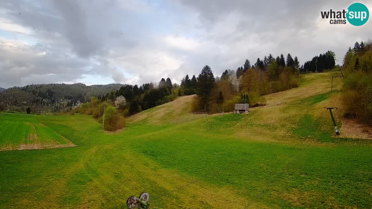 Webcam Smučišče Senožeta – Skigebiet in Srednja Vas bei Bohinj