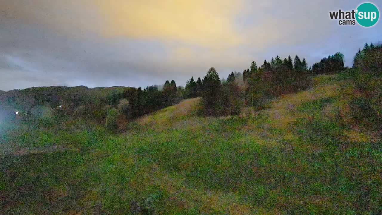Web kamera Smučišče Senožeta – Skijalište u Srednjoj Vasi kod Bohinja
