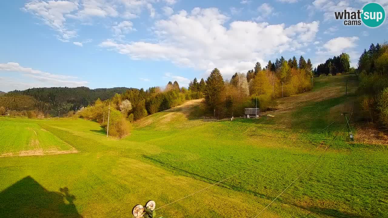 Spletna kamera Smučišče Senožeta – smučarsko središče v Srednji vasi pri Bohinju