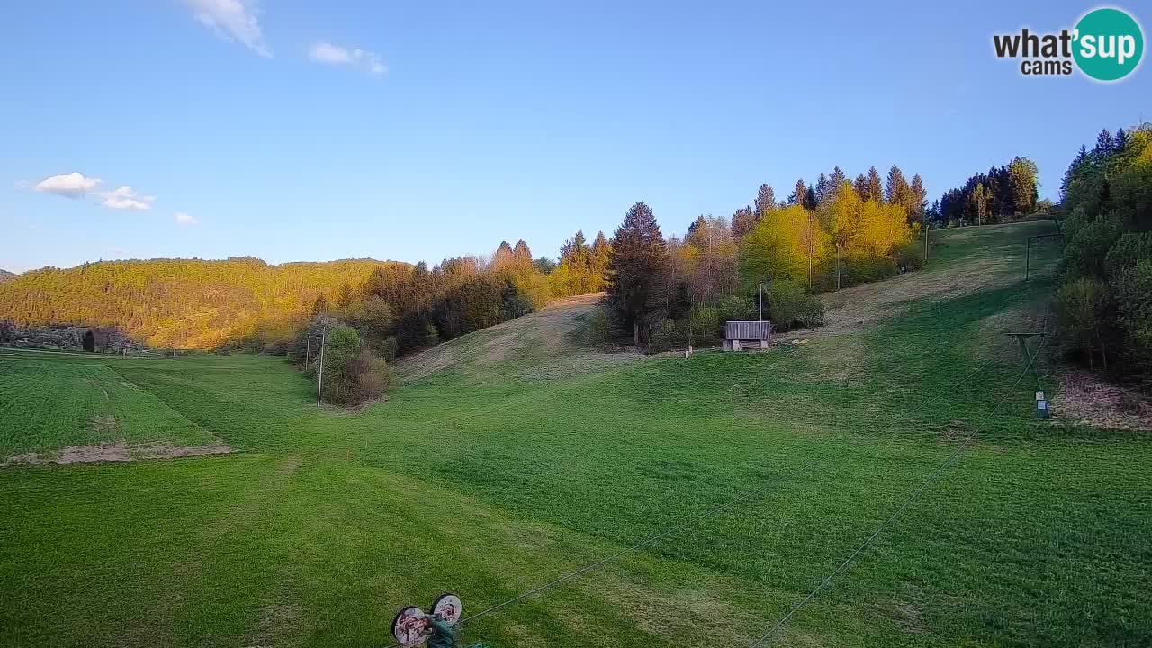 Webcam Smučišče Senožeta – Skigebiet in Srednja Vas bei Bohinj