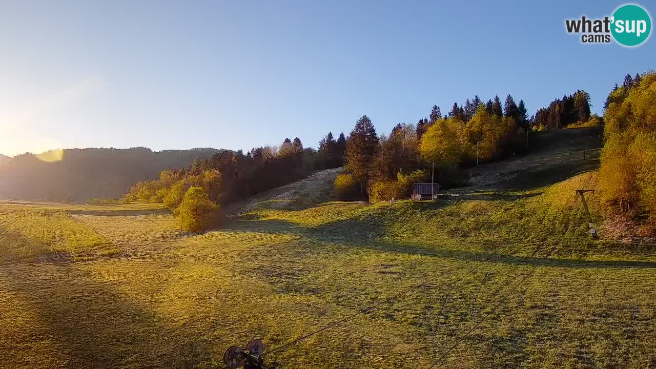 Web kamera Smučišče Senožeta – Skijalište u Srednjoj Vasi kod Bohinja