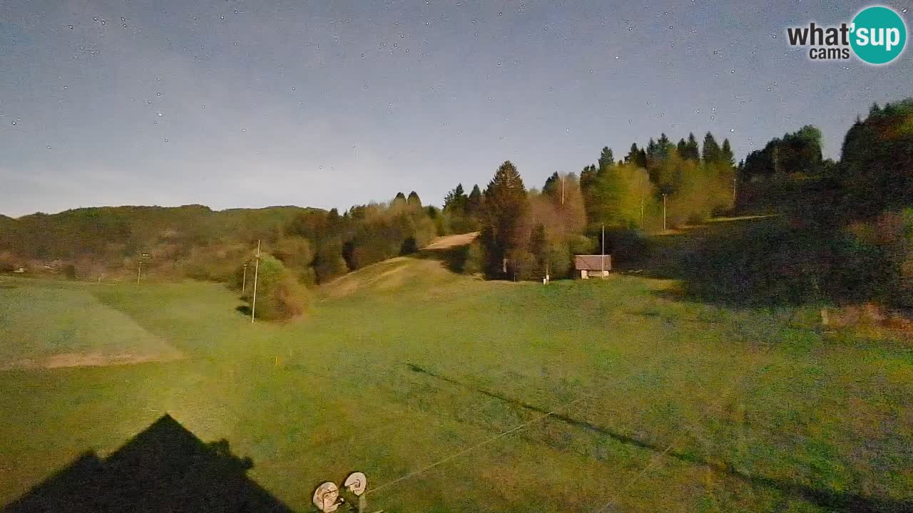 Web kamera Smučišče Senožeta – Skijalište u Srednjoj Vasi kod Bohinja