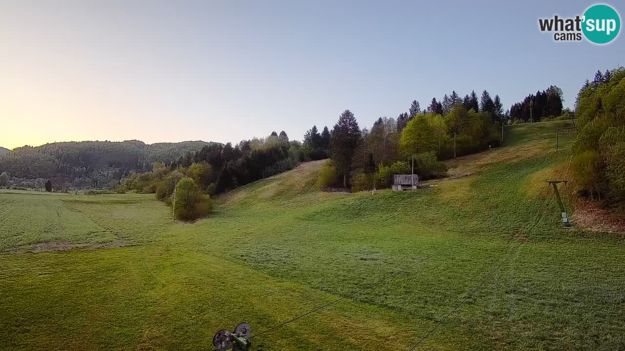 Web kamera Smučišče Senožeta – Skijalište u Srednjoj Vasi kod Bohinja