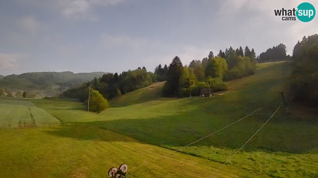 Web kamera Smučišče Senožeta – Skijalište u Srednjoj Vasi kod Bohinja