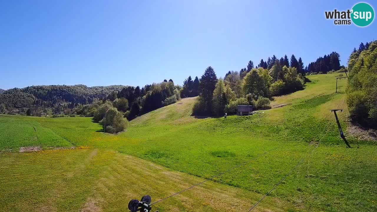 Spletna kamera Smučišče Senožeta – smučarsko središče v Srednji vasi pri Bohinju