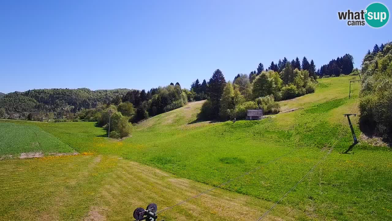 Spletna kamera Smučišče Senožeta – smučarsko središče v Srednji vasi pri Bohinju