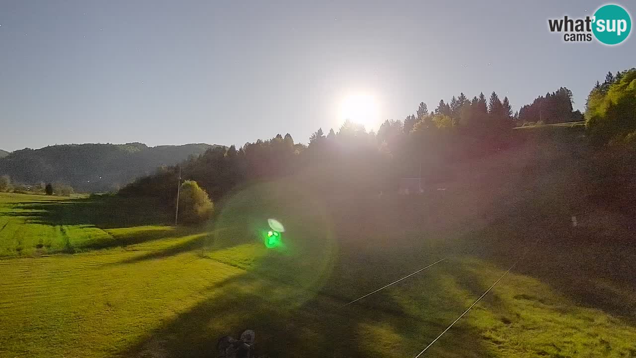 Spletna kamera Smučišče Senožeta – smučarsko središče v Srednji vasi pri Bohinju