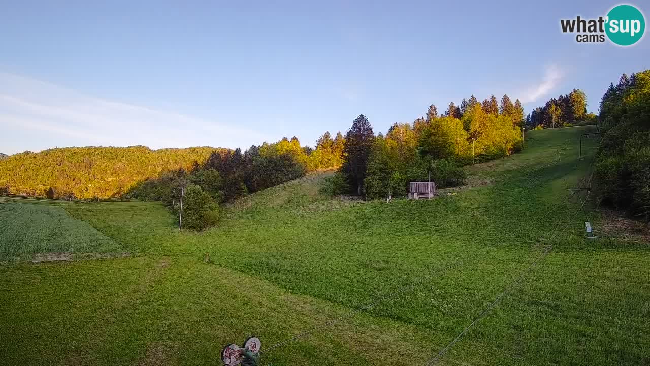 Web kamera Smučišče Senožeta – Skijalište u Srednjoj Vasi kod Bohinja