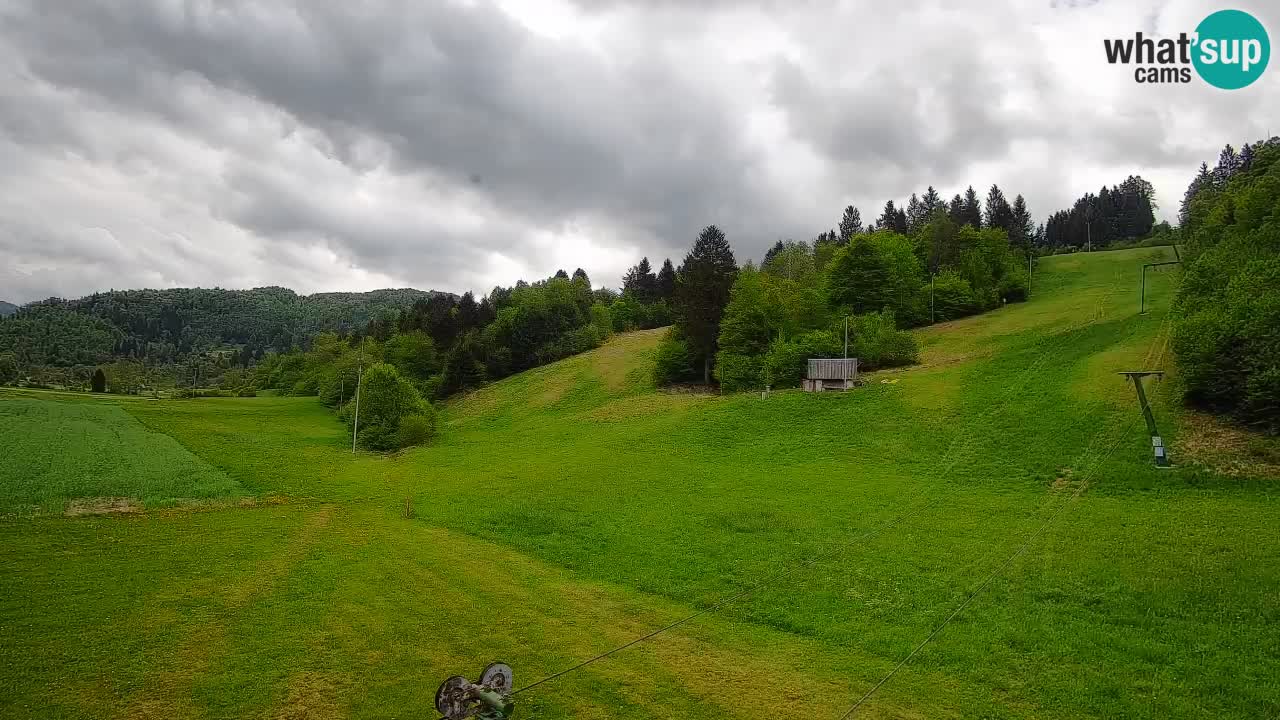 Spletna kamera Smučišče Senožeta – smučarsko središče v Srednji vasi pri Bohinju