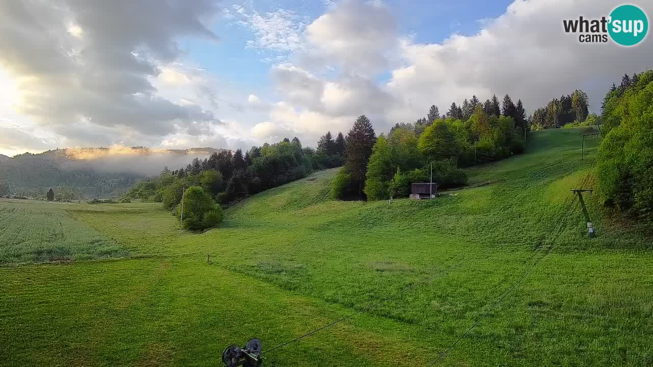 Web kamera Smučišče Senožeta – Skijalište u Srednjoj Vasi kod Bohinja