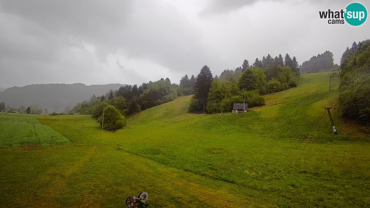 Spletna kamera Smučišče Senožeta – smučarsko središče v Srednji vasi pri Bohinju