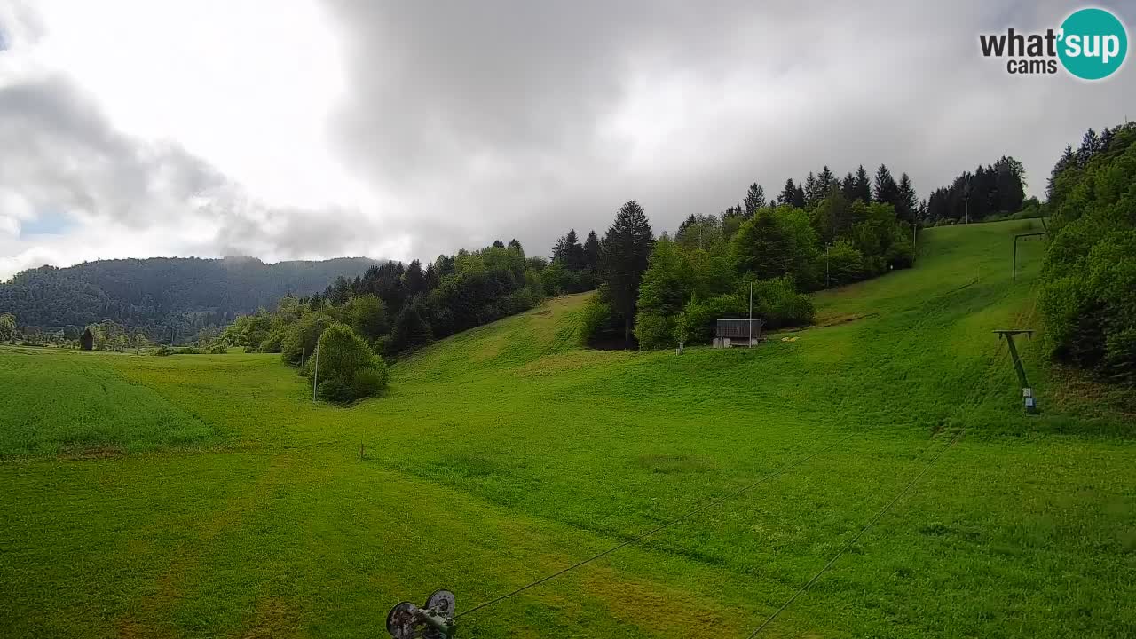 Spletna kamera Smučišče Senožeta – smučarsko središče v Srednji vasi pri Bohinju