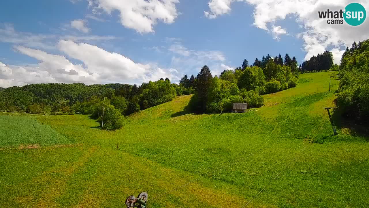 Spletna kamera Smučišče Senožeta – smučarsko središče v Srednji vasi pri Bohinju