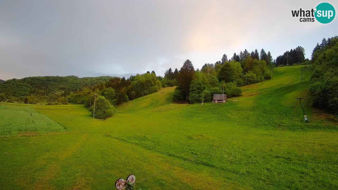 Webcam Smučišče Senožeta – Skigebiet in Srednja Vas bei Bohinj