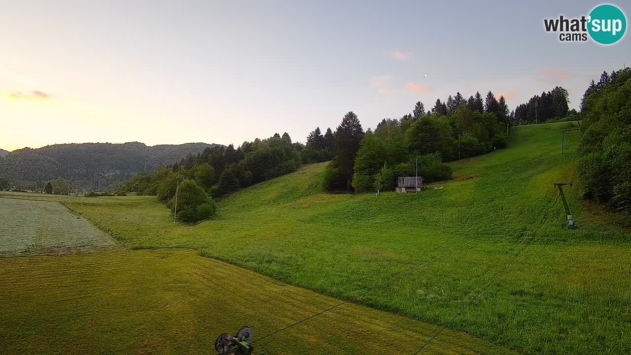 Web kamera Smučišče Senožeta – Skijalište u Srednjoj Vasi kod Bohinja