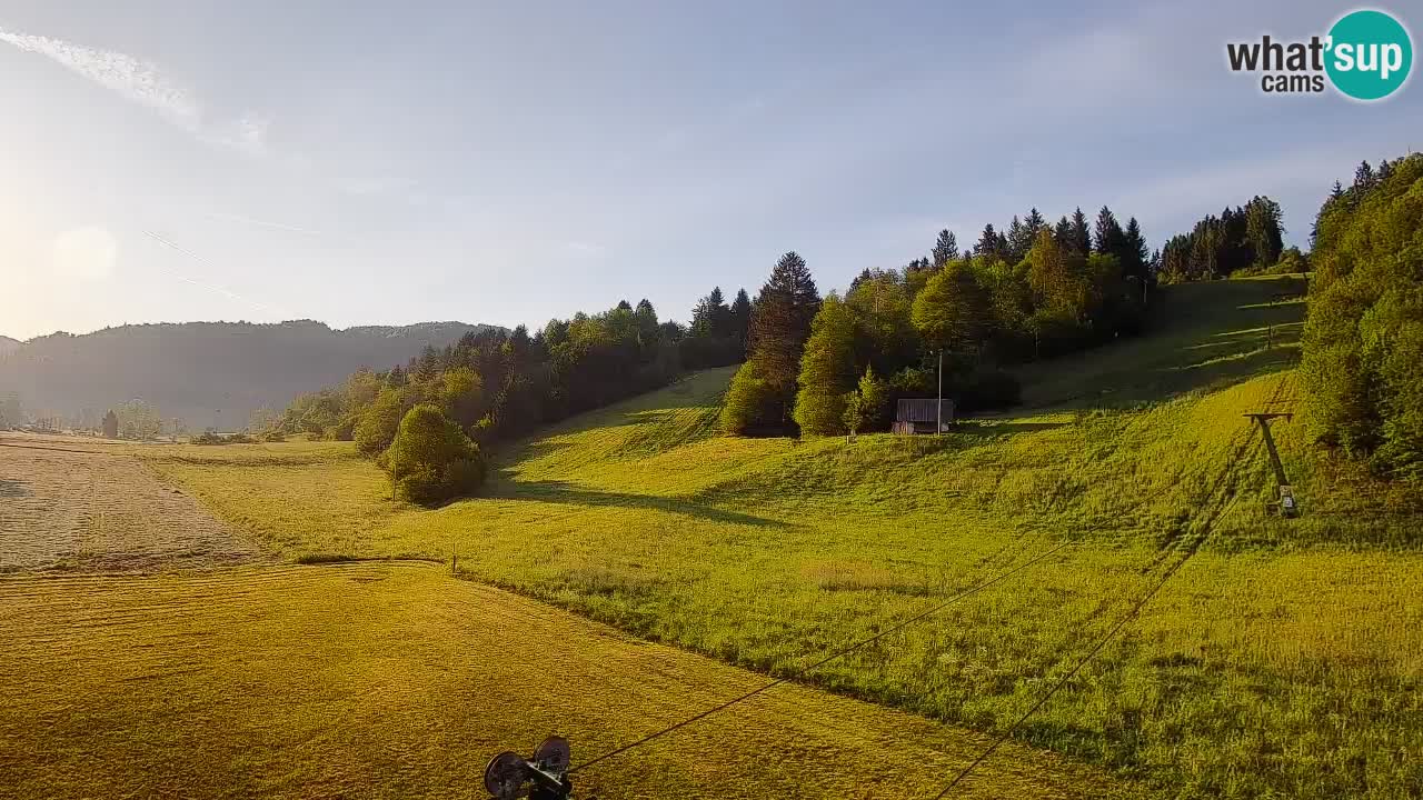 Web kamera Smučišče Senožeta – Skijalište u Srednjoj Vasi kod Bohinja