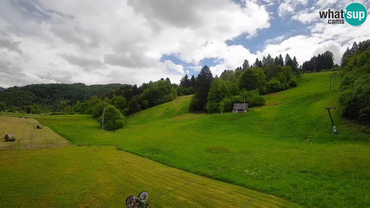 Webcam Smučišče Senožeta – Skigebiet in Srednja Vas bei Bohinj