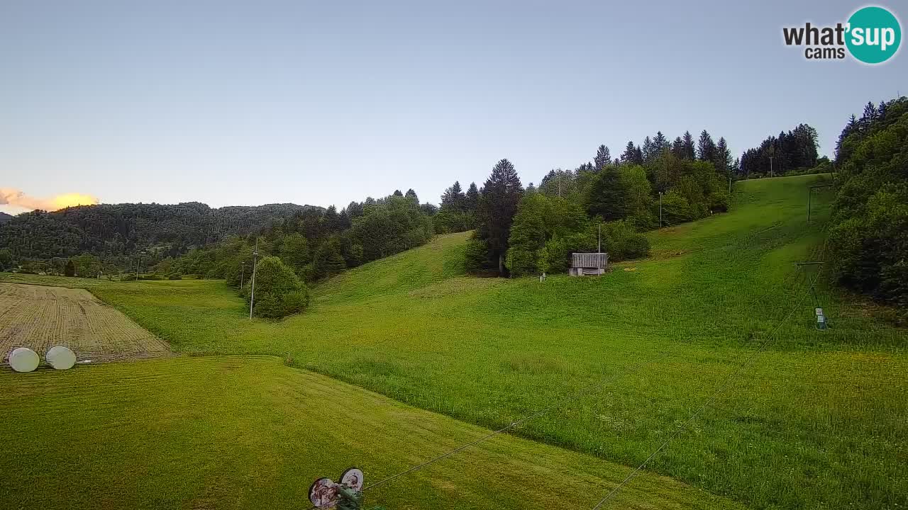 Web kamera Smučišče Senožeta – Skijalište u Srednjoj Vasi kod Bohinja
