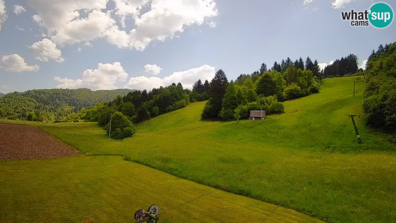 Spletna kamera Smučišče Senožeta – smučarsko središče v Srednji vasi pri Bohinju