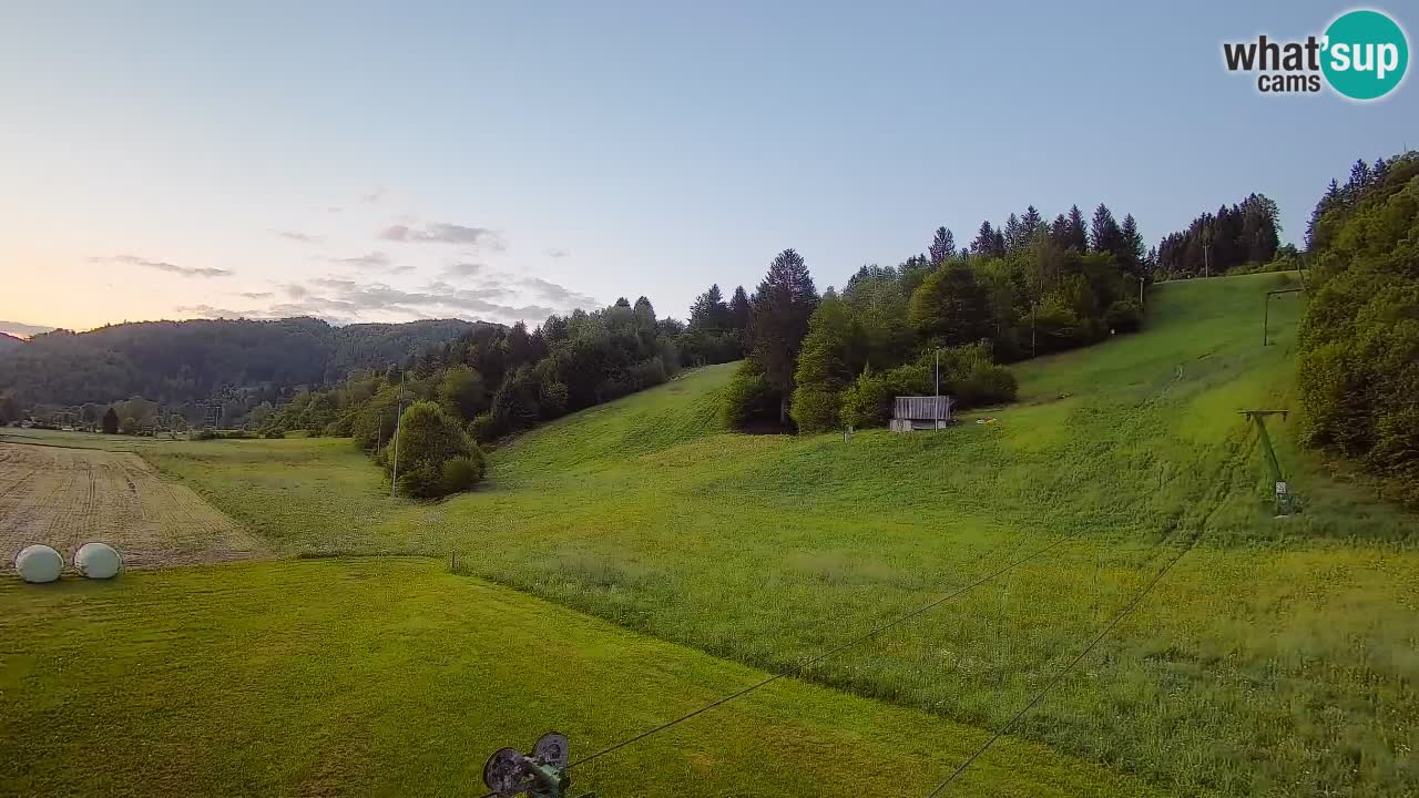 Webcam Smučišče Senožeta – Skigebiet in Srednja Vas bei Bohinj