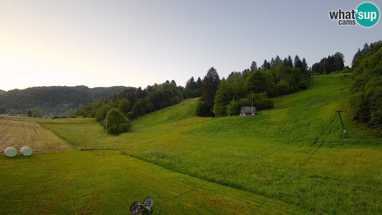 Web kamera Smučišče Senožeta – Skijalište u Srednjoj Vasi kod Bohinja