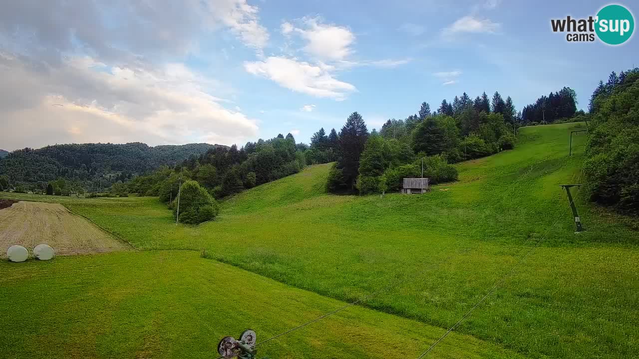 Webcam Smučišče Senožeta – Skigebiet in Srednja Vas bei Bohinj