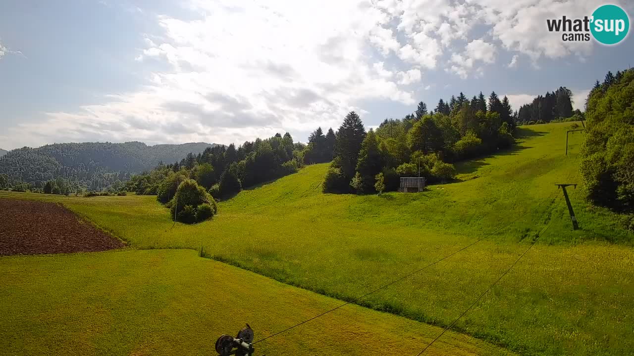 Spletna kamera Smučišče Senožeta – smučarsko središče v Srednji vasi pri Bohinju