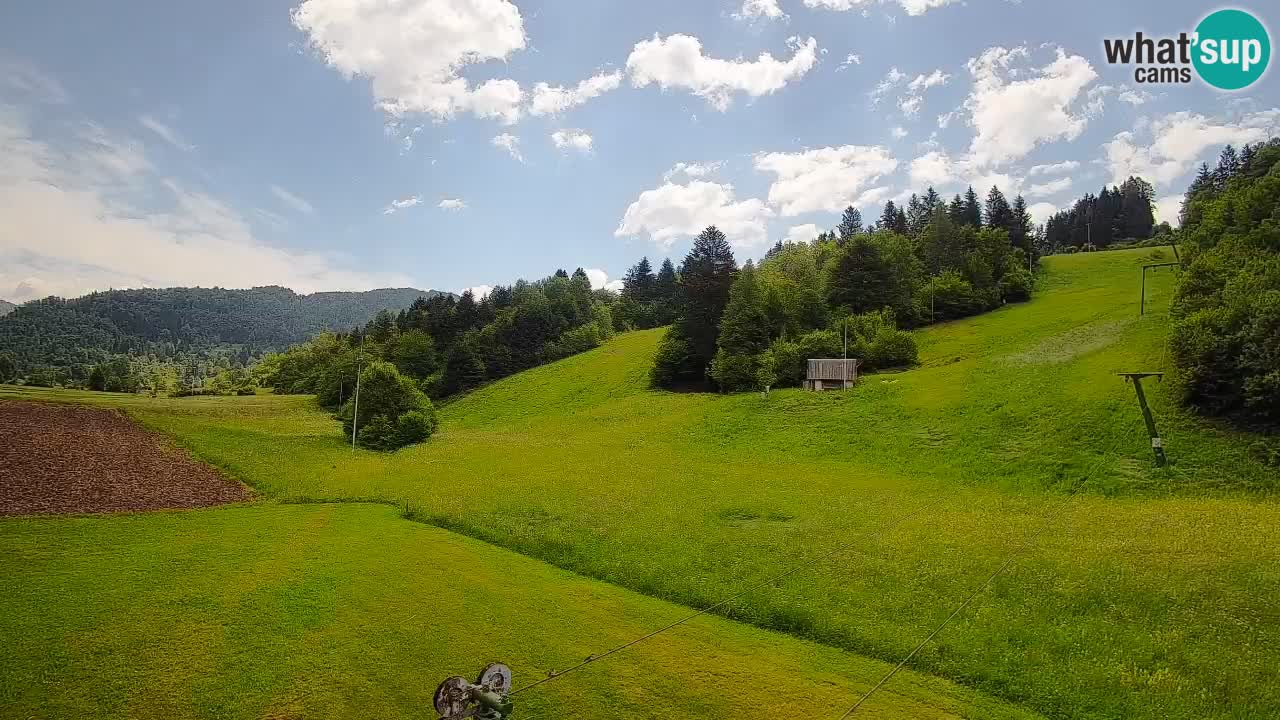 Spletna kamera Smučišče Senožeta – smučarsko središče v Srednji vasi pri Bohinju