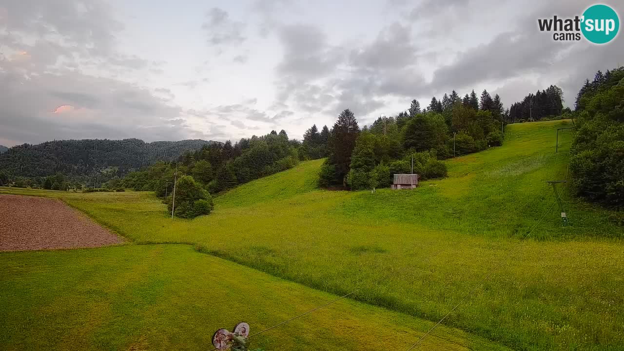 Webcam Smučišče Senožeta – Skigebiet in Srednja Vas bei Bohinj
