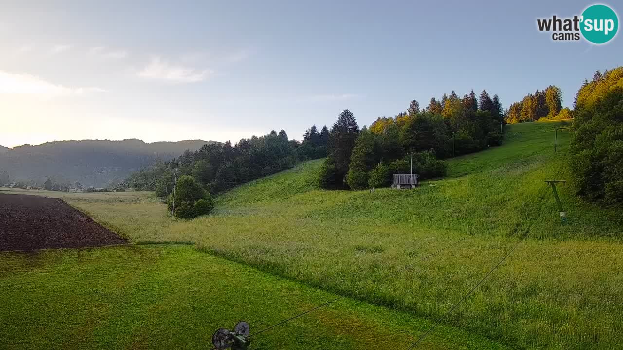 Web kamera Smučišče Senožeta – Skijalište u Srednjoj Vasi kod Bohinja