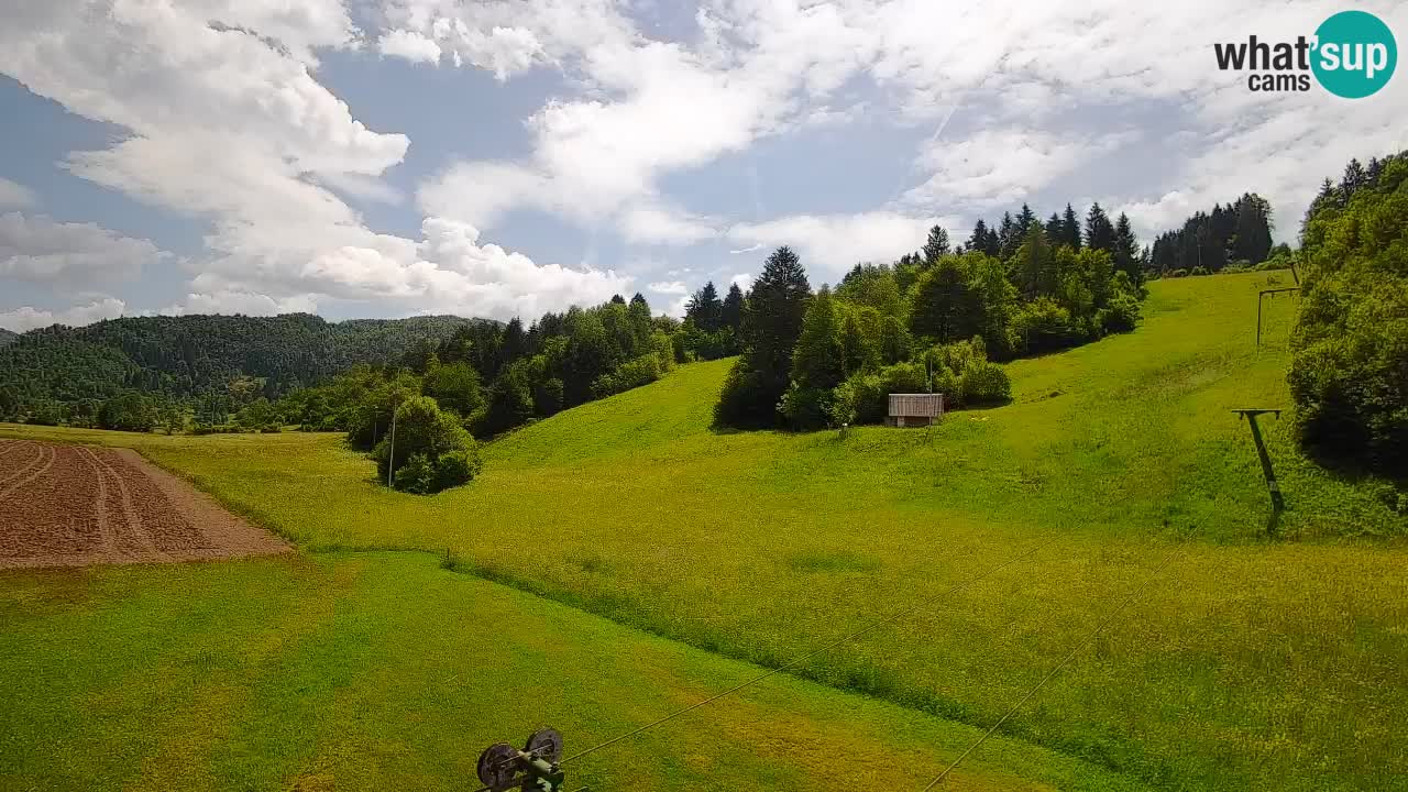 Spletna kamera Smučišče Senožeta – smučarsko središče v Srednji vasi pri Bohinju