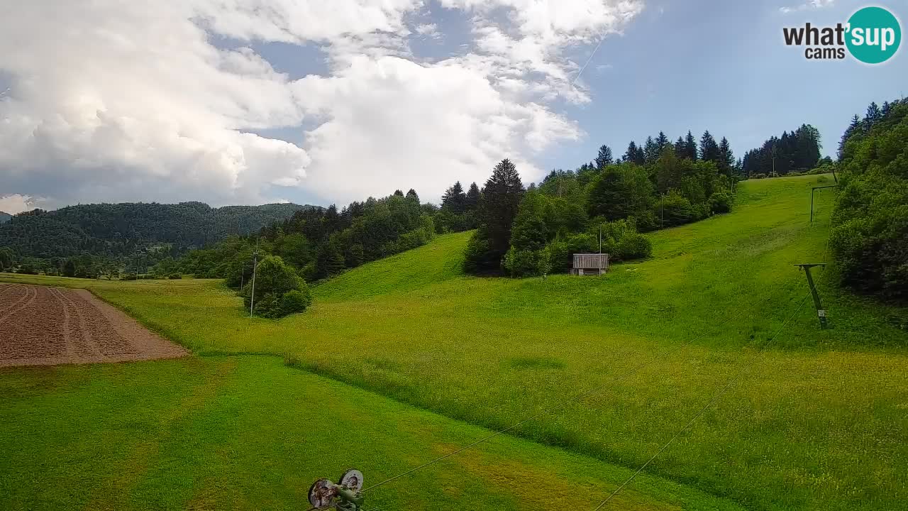 Spletna kamera Smučišče Senožeta – smučarsko središče v Srednji vasi pri Bohinju