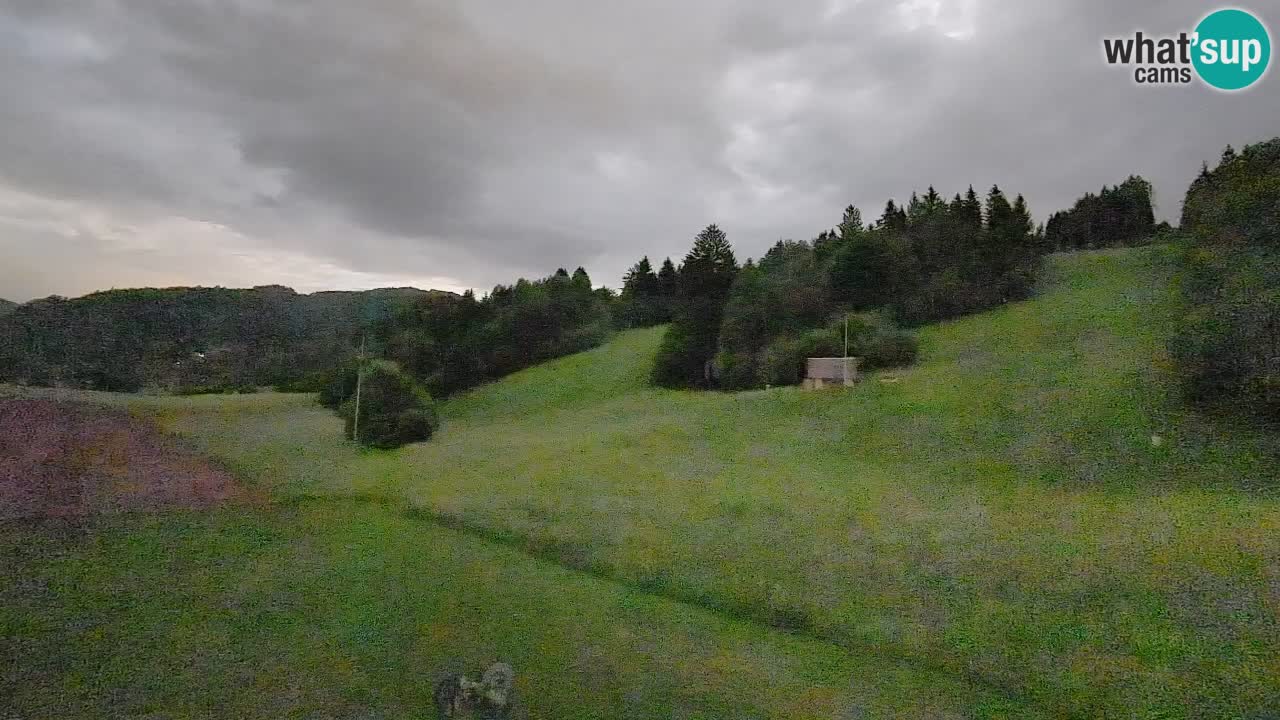 Spletna kamera Smučišče Senožeta – smučarsko središče v Srednji vasi pri Bohinju