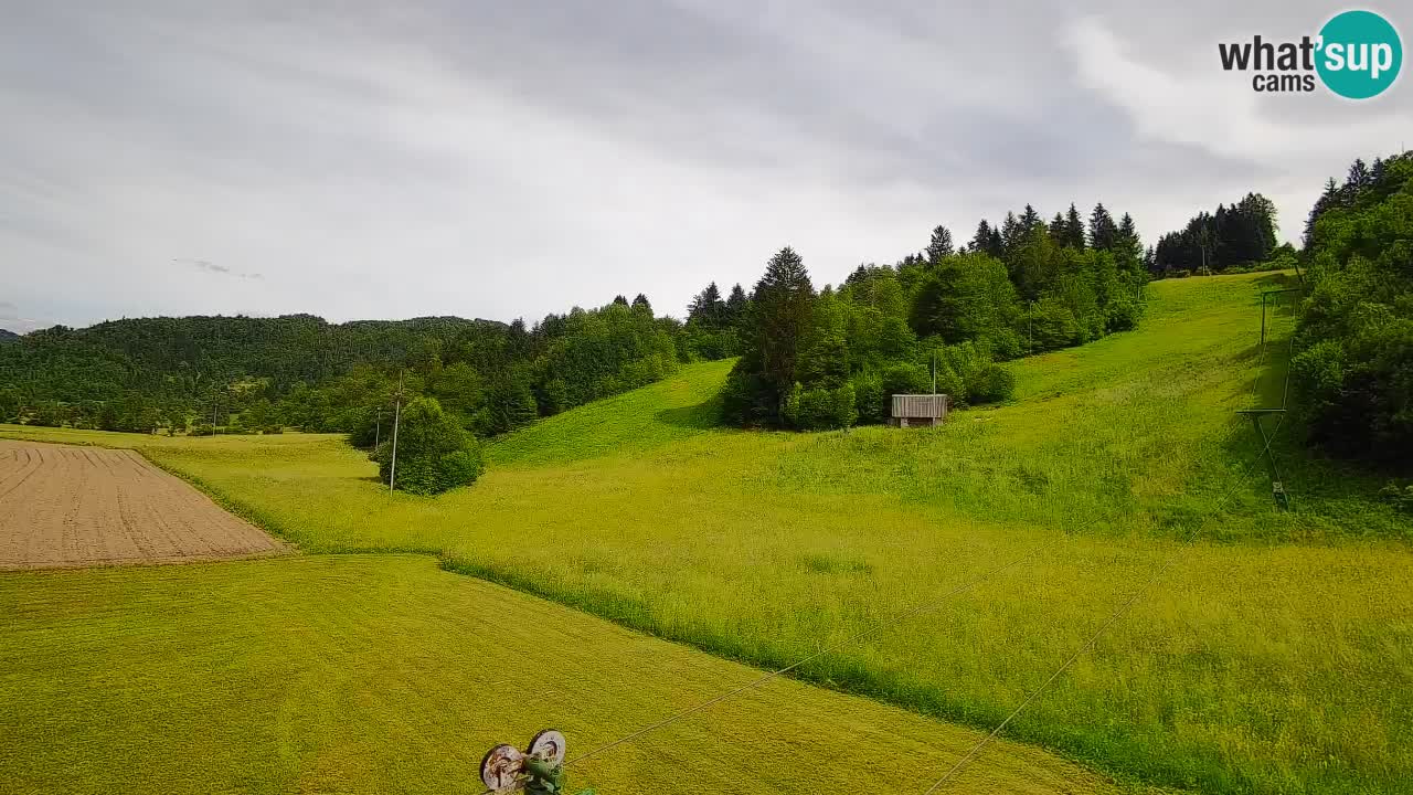 Web kamera Smučišče Senožeta – Skijalište u Srednjoj Vasi kod Bohinja