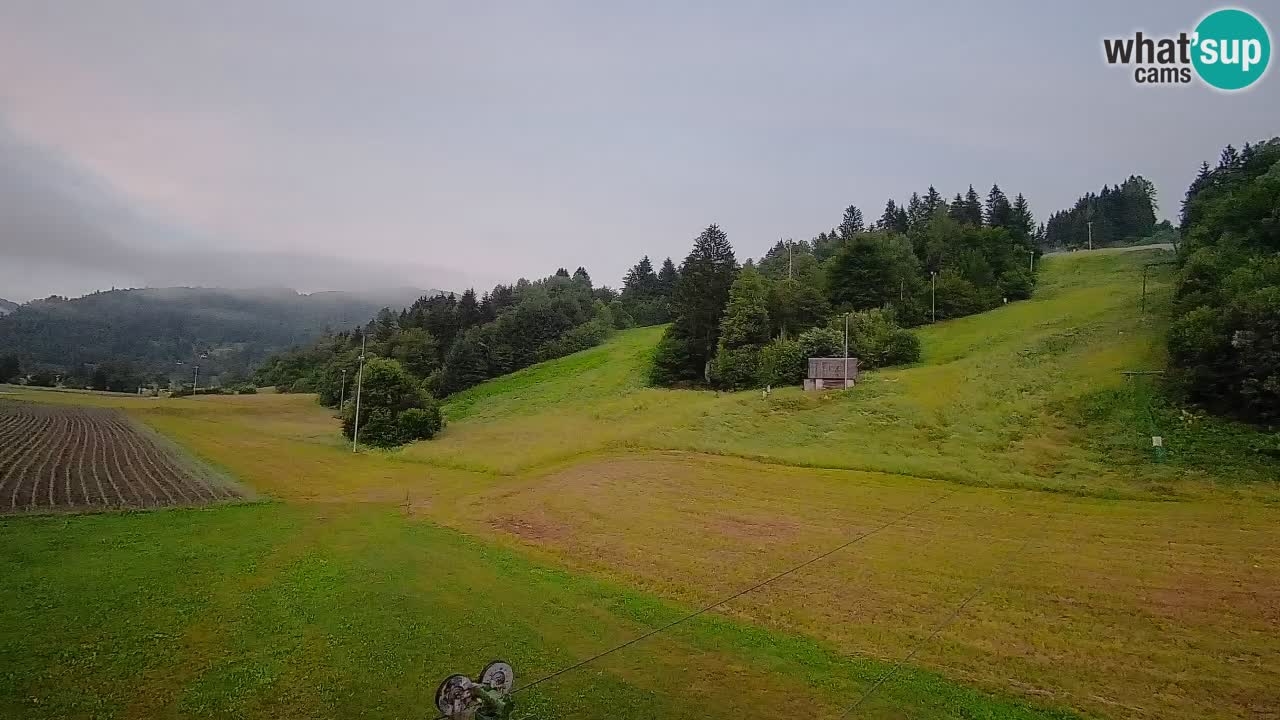 Spletna kamera Smučišče Senožeta – smučarsko središče v Srednji vasi pri Bohinju
