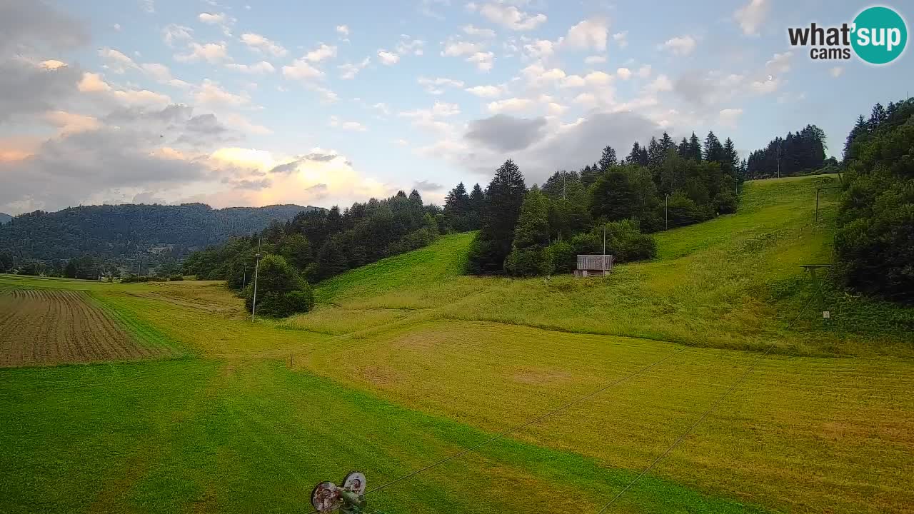 Web kamera Smučišče Senožeta – Skijalište u Srednjoj Vasi kod Bohinja