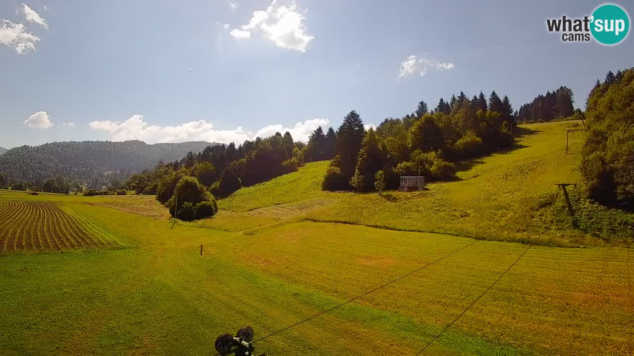 Spletna kamera Smučišče Senožeta – smučarsko središče v Srednji vasi pri Bohinju