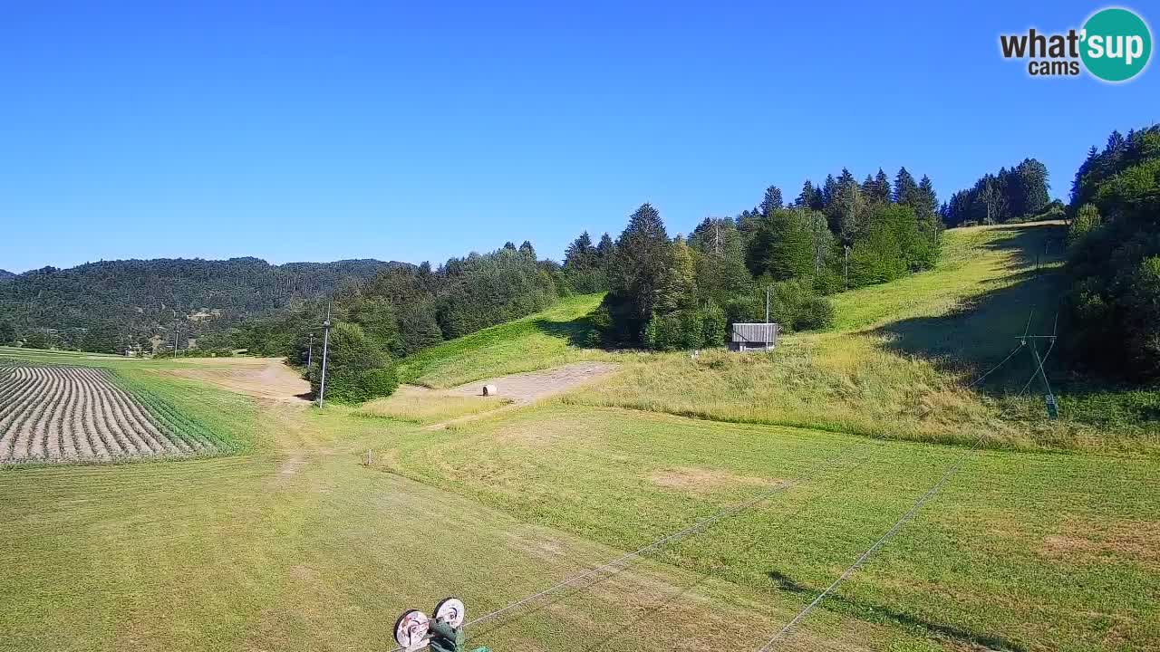 Spletna kamera Smučišče Senožeta – smučarsko središče v Srednji vasi pri Bohinju