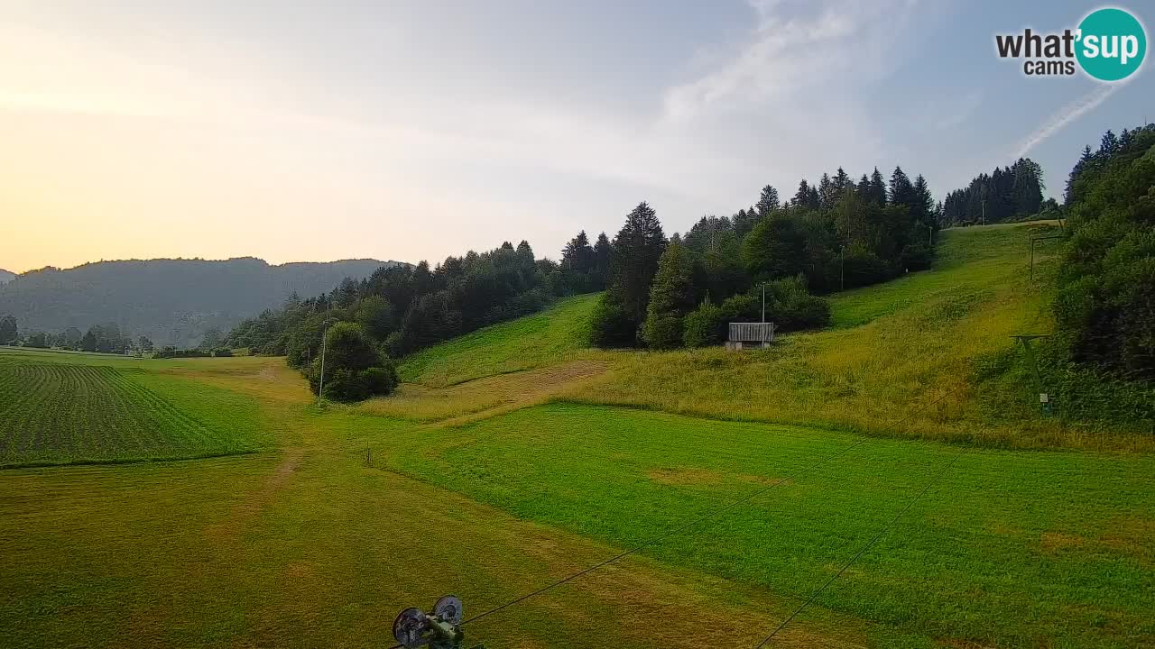 Webcam Smučišče Senožeta – Skigebiet in Srednja Vas bei Bohinj