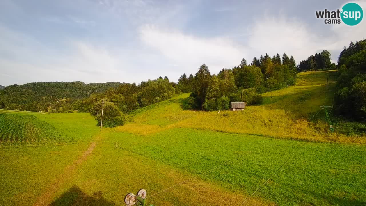 Spletna kamera Smučišče Senožeta – smučarsko središče v Srednji vasi pri Bohinju